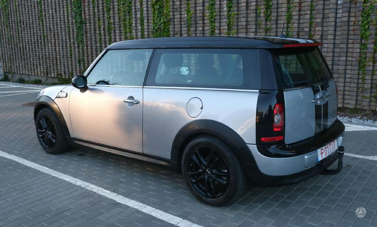 Mini Clubman 2007 — rear view