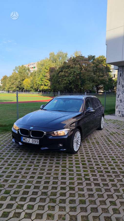 BMW 318 2013 — photo 11