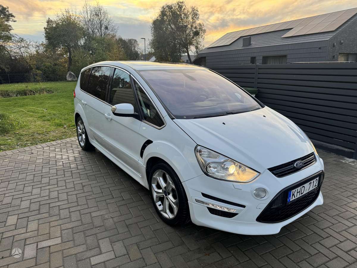 Ford S-MAX 2012 — двигун 2200 cm³, 200 HP (147kW)