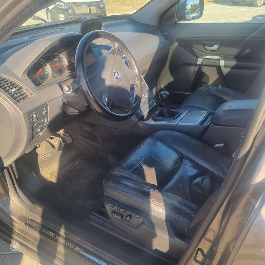 Volvo XC90 2009 — photo 6