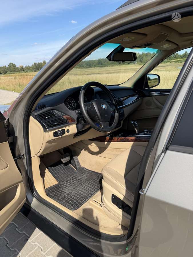BMW X5 2007 — photo 8