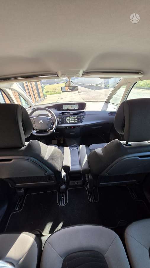 Citroen C4 2013 — photo 11