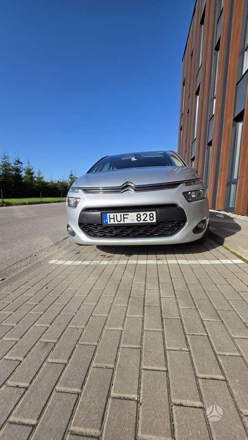 Citroen C4 2013 — photo 16