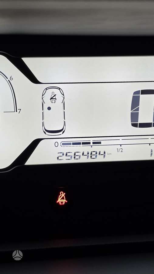 Citroen C4 2013 — photo 23