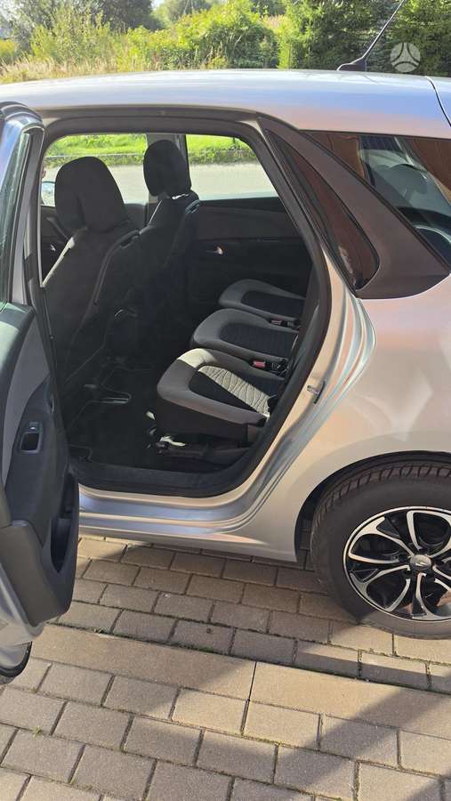 Citroen C4 2013 — photo 8