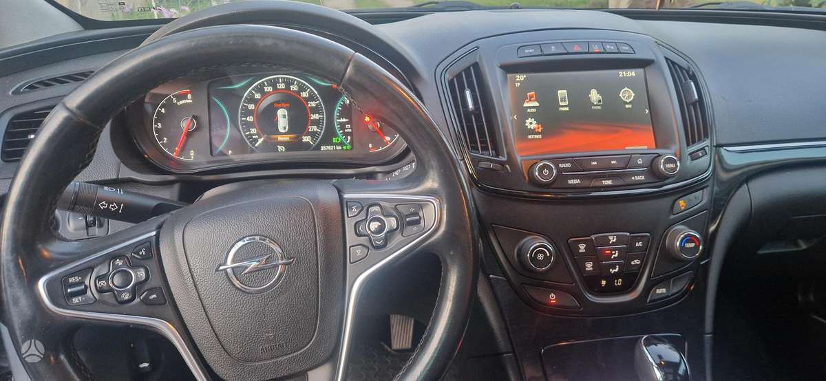 Opel Insignia 2014 — photo 13