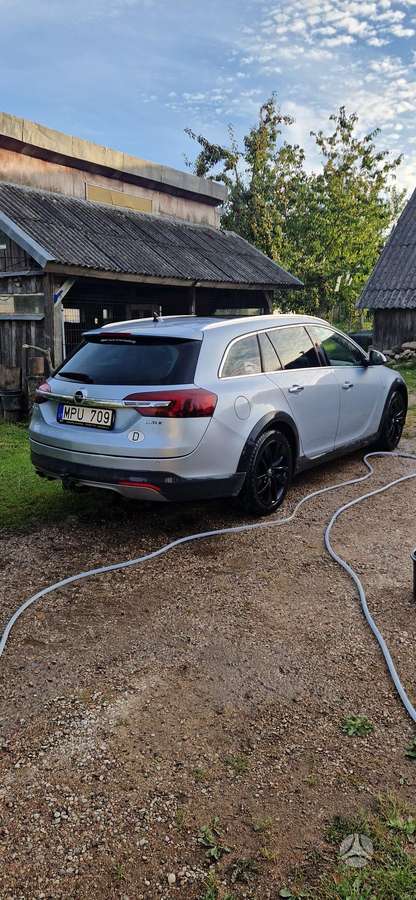 Opel Insignia 2014 — engine 1956 cm³, 163 HP (120kW)