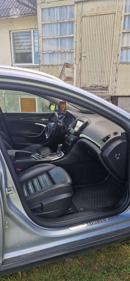 Opel Insignia 2014 — photo 9