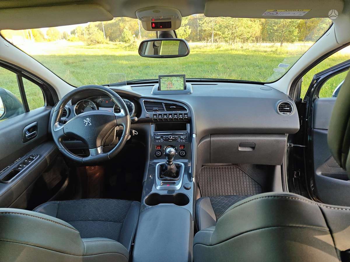 Peugeot 3008 2015 — photo 14