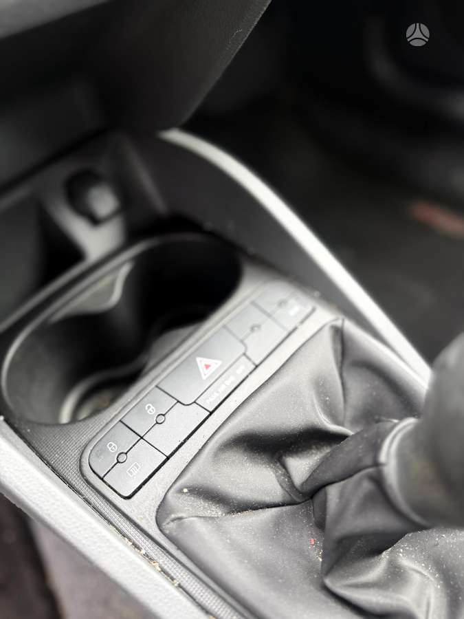 Seat Ibiza 2010 — photo 27