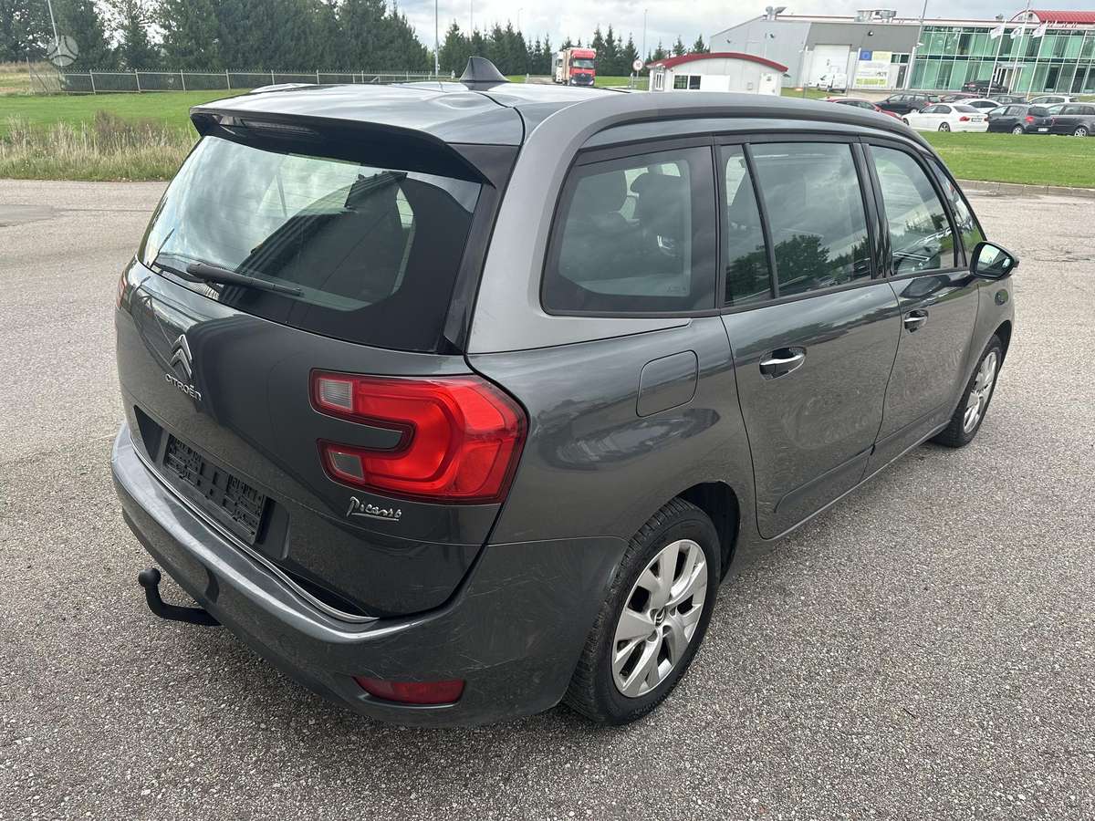 Citroen Grand 2014 — interior