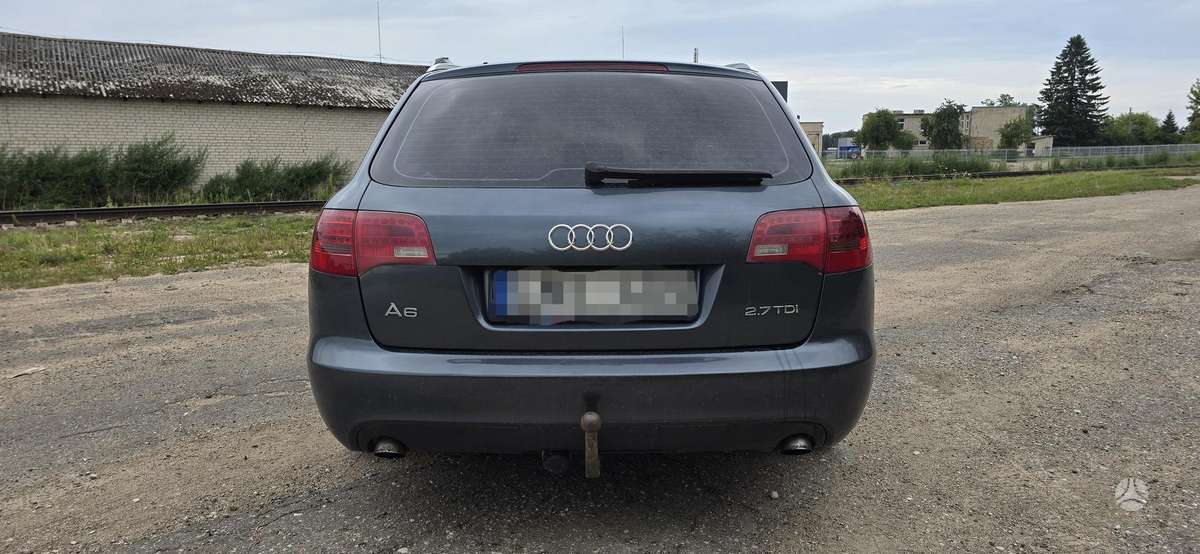 Audi A6 2006 — двигун 2698 cm³, 179 HP (132kW)