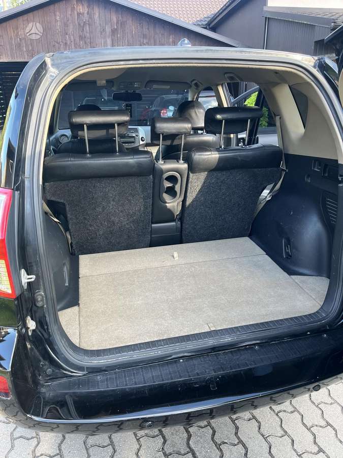 Toyota RAV4 2009 — photo 13