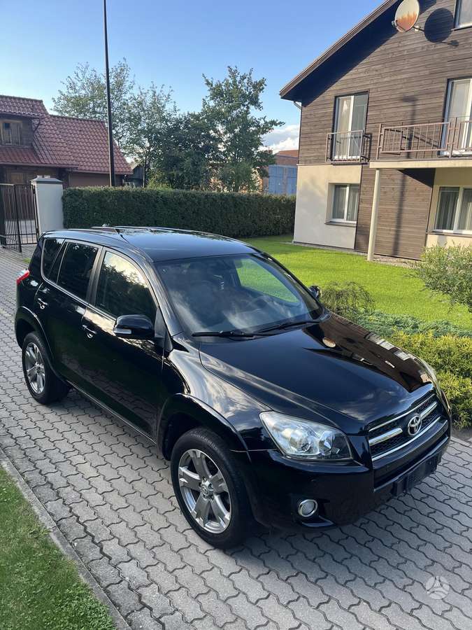 Toyota RAV4 2009 — photo 9