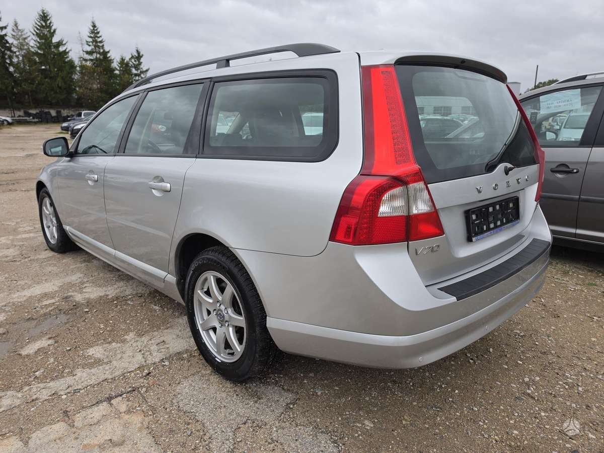 Volvo V70 2009 — engine 2400 cm³, 163 HP (120kW)