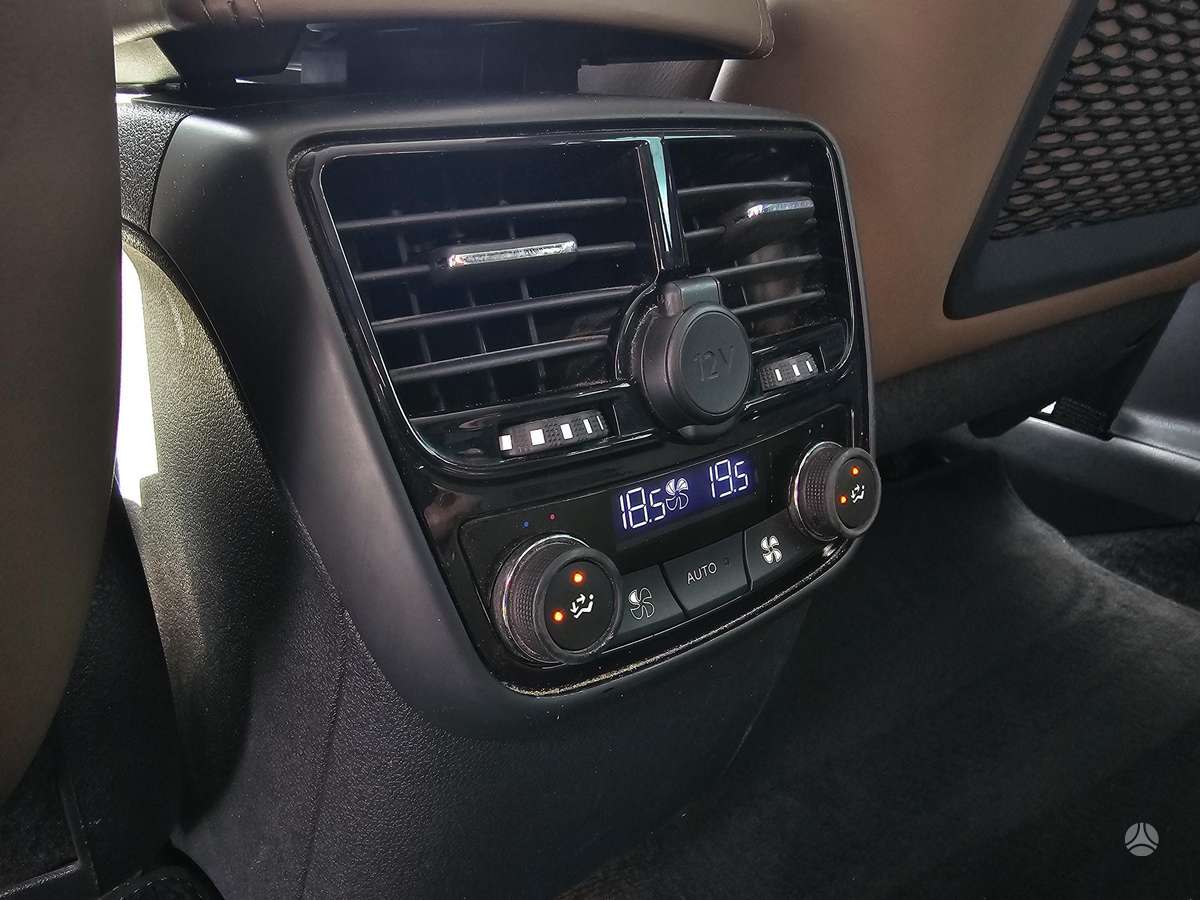 Peugeot 508 2012 — photo 18
