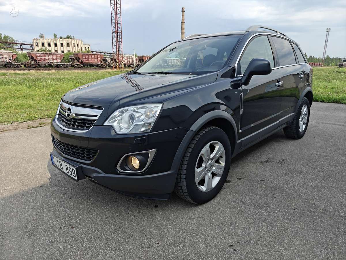 Opel Antara 2012 — вигляд ззаду