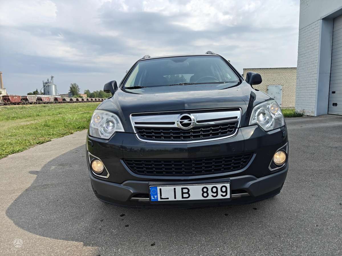 Opel Antara 2012 — салон