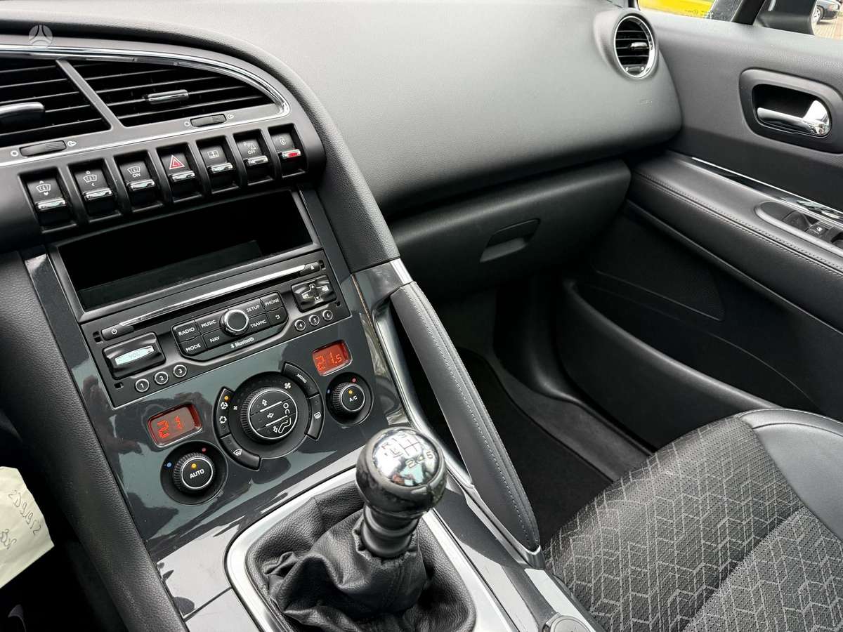 Peugeot 3008 2014 — photo 14