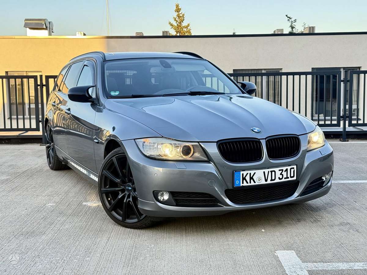 BMW 320, 2010