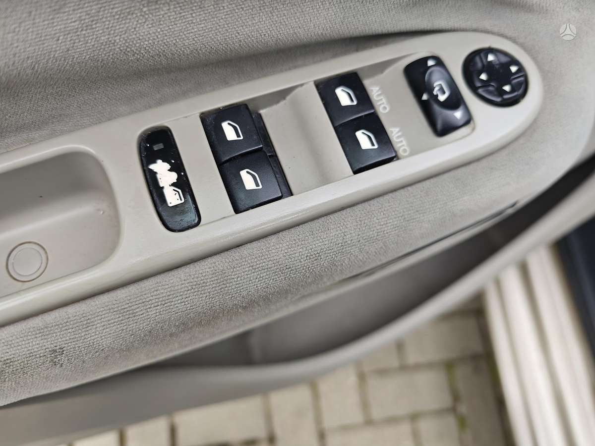 Citroen C3 2010 — photo 14