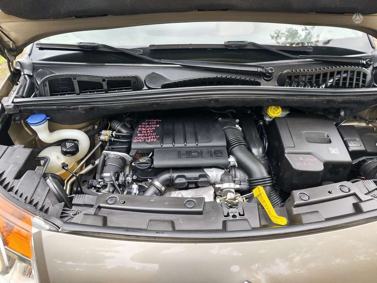 Citroen C3 2010 — photo 18