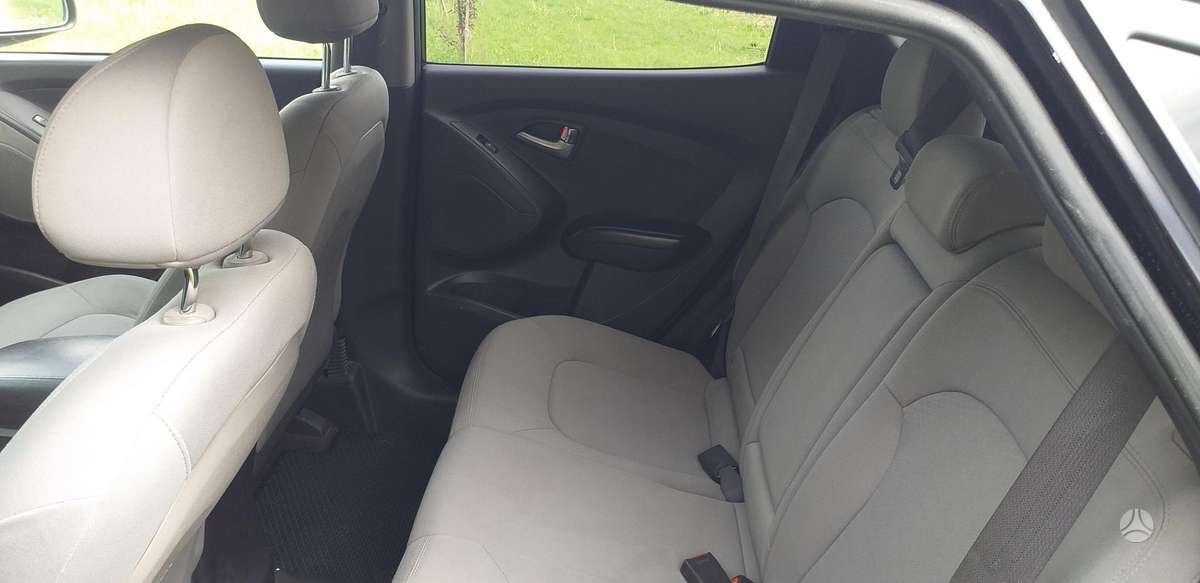 Hyundai Tucson 2012 — photo 8