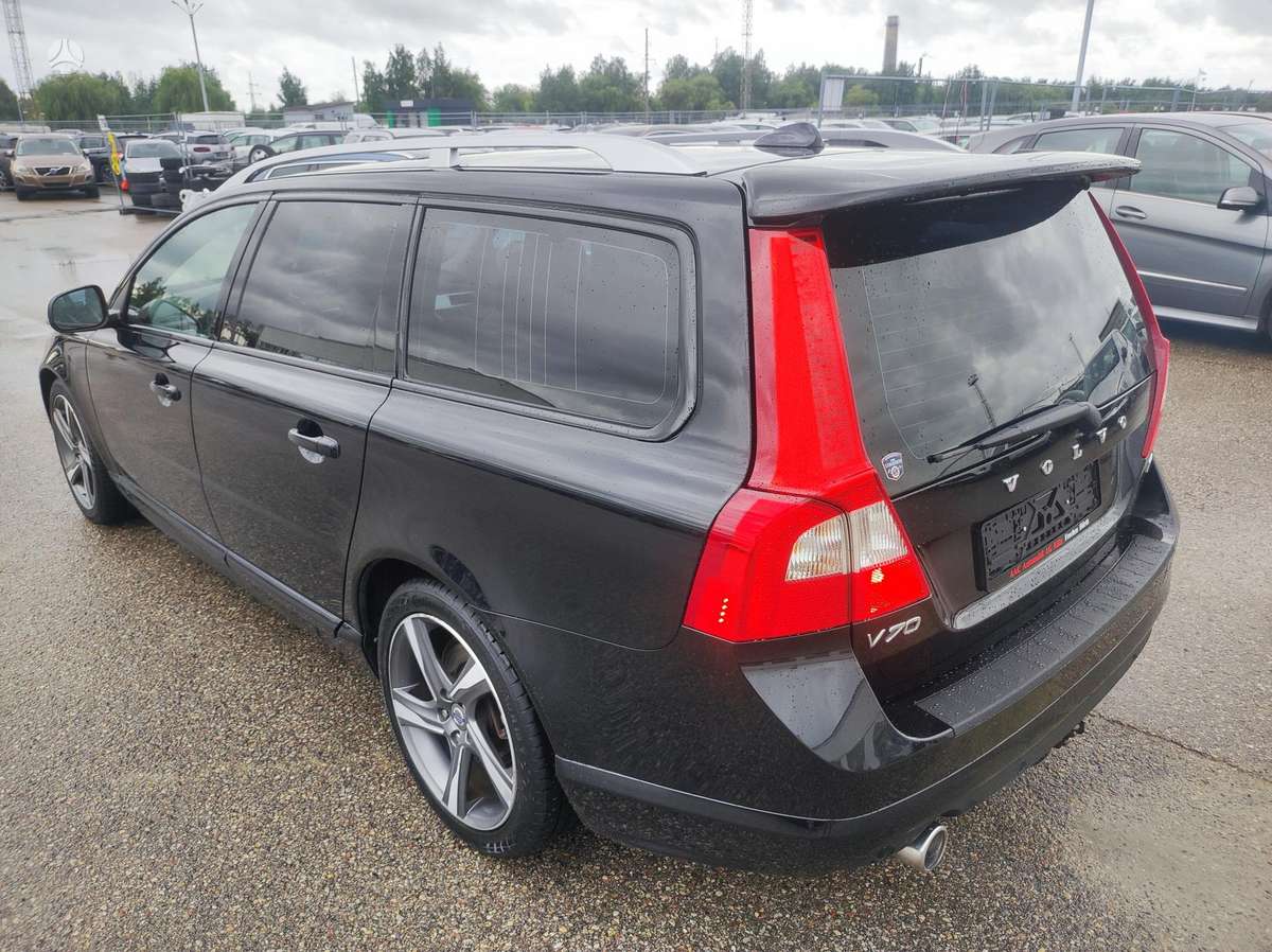 Volvo V70 2013 — engine 1984 cm³, 163 HP (120kW)