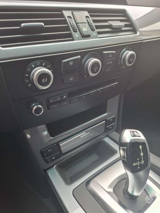 BMW 520 2007 — photo 17