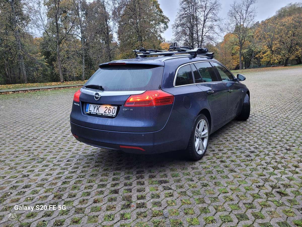 Opel Insignia 2012 — engine 1956 cm³, 160 HP (118kW)