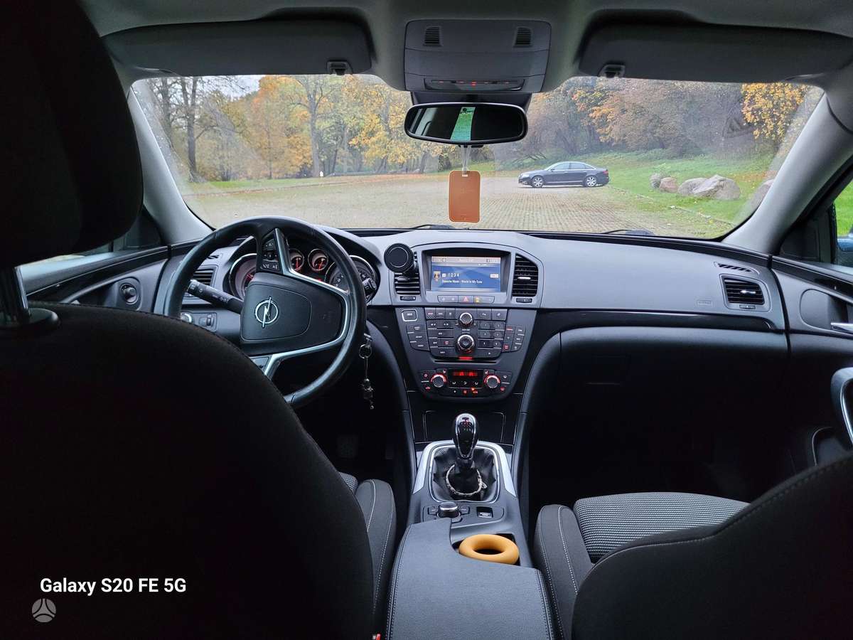 Opel Insignia 2012 — photo 8