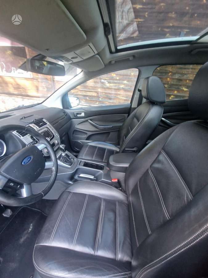 Ford Kuga 2009 — photo 10