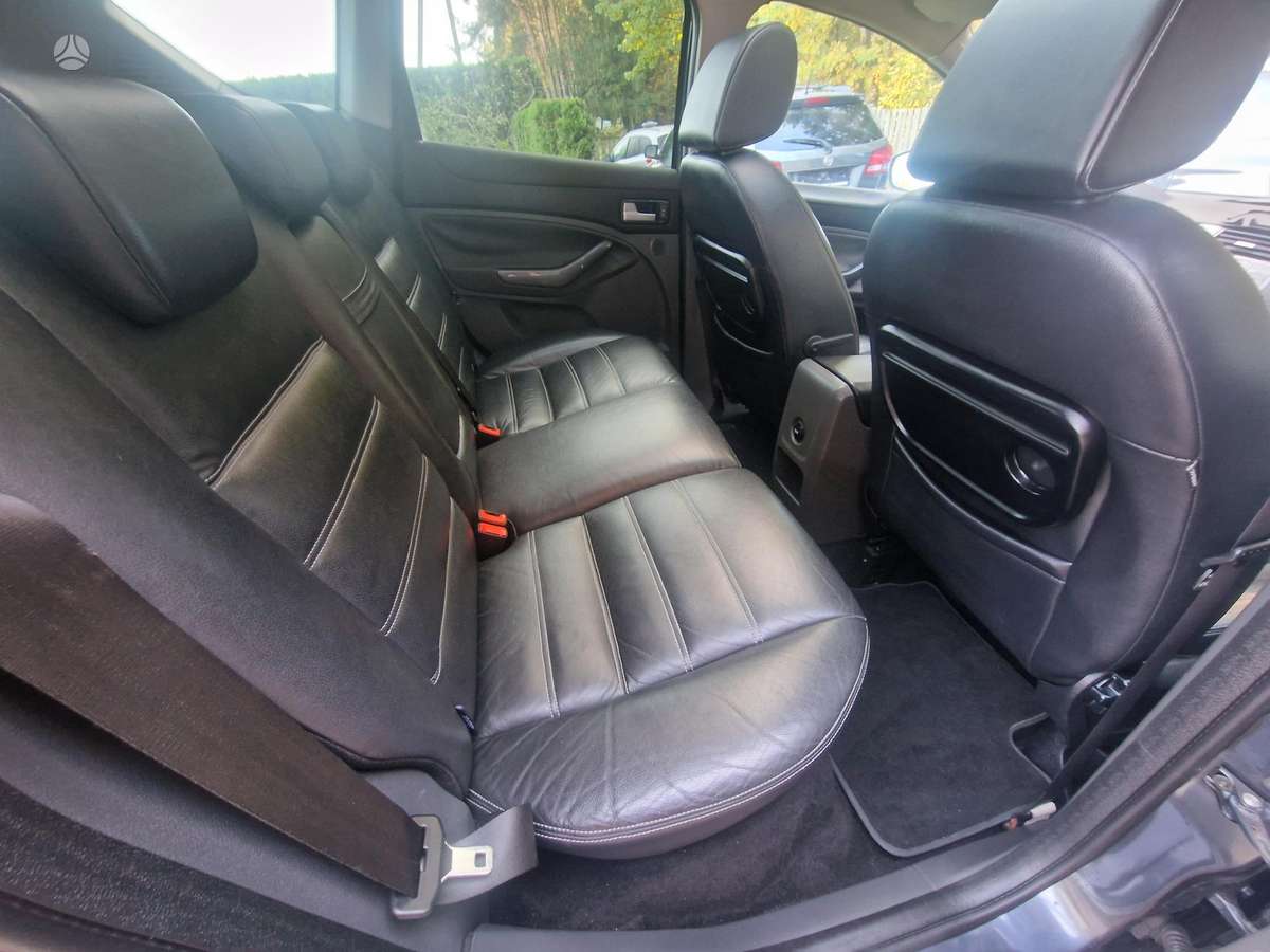 Ford Kuga 2009 — photo 13