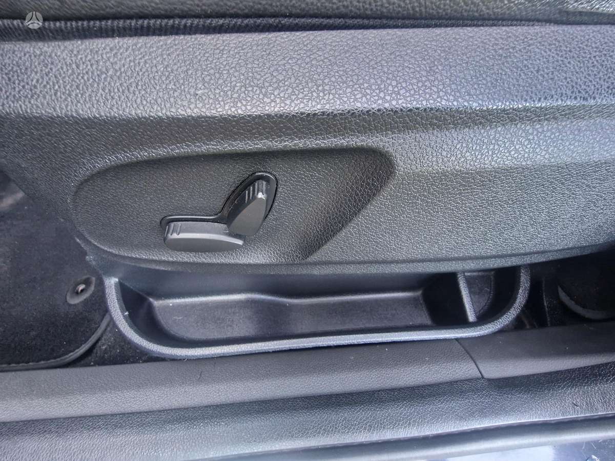 Ford Kuga 2009 — photo 16