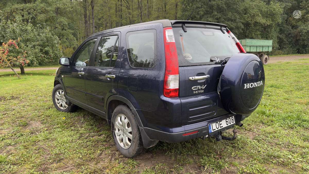 Honda CR-V 2006 — interior