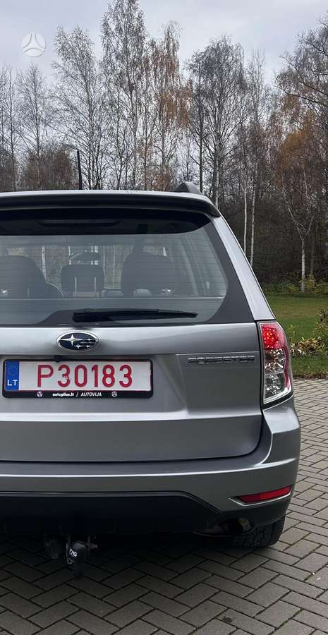 Subaru Forester 2010 — photo 17