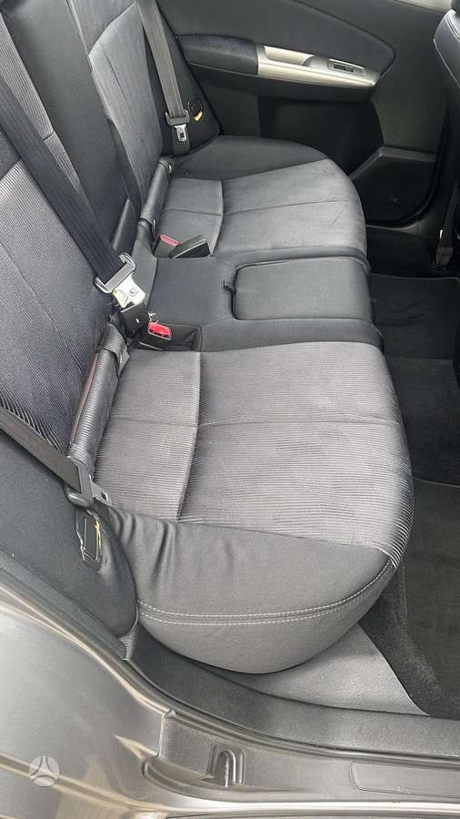 Subaru Forester 2010 — photo 26