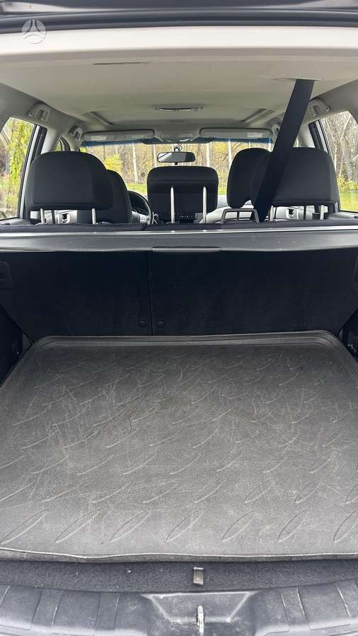 Subaru Forester 2010 — photo 27