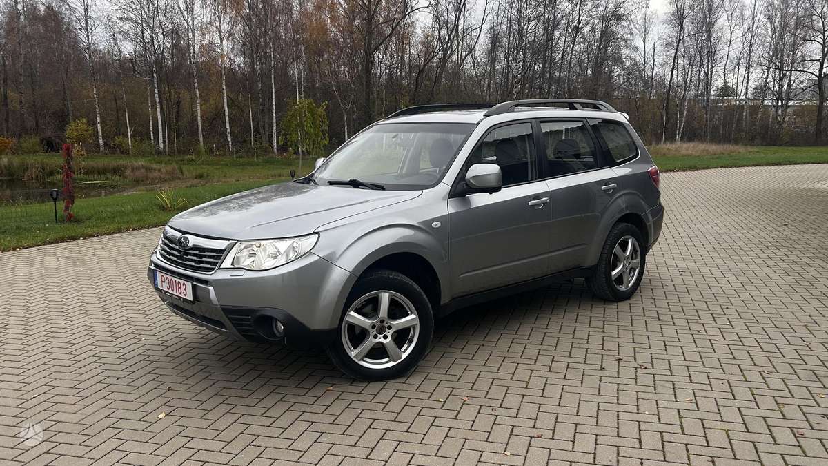 Subaru Forester 2010 — photo 29