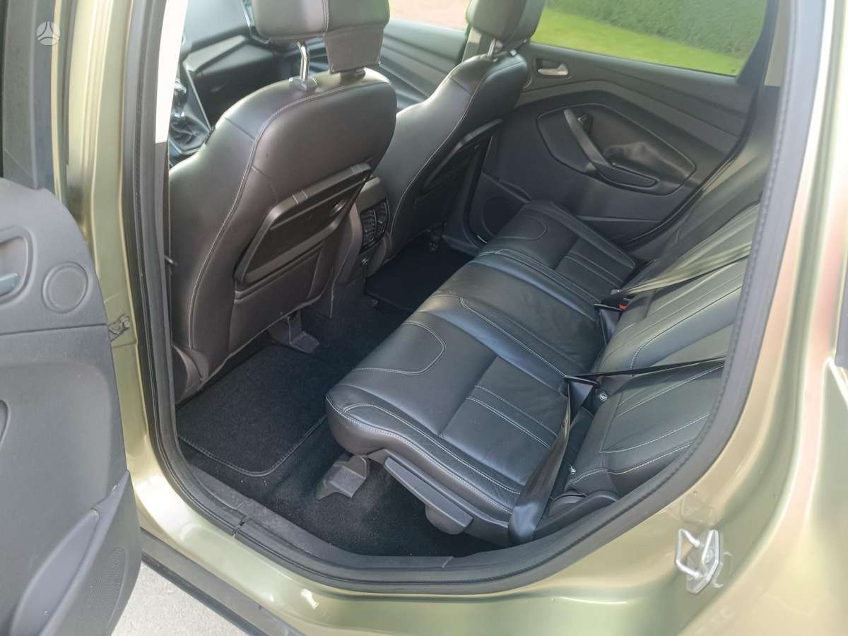 Ford Kuga 2013 — photo 9