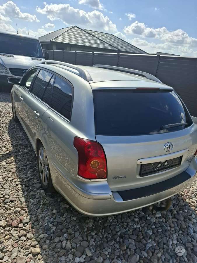 Toyota Avensis 2006 — engine 2362 cm³, 163 HP (120kW)