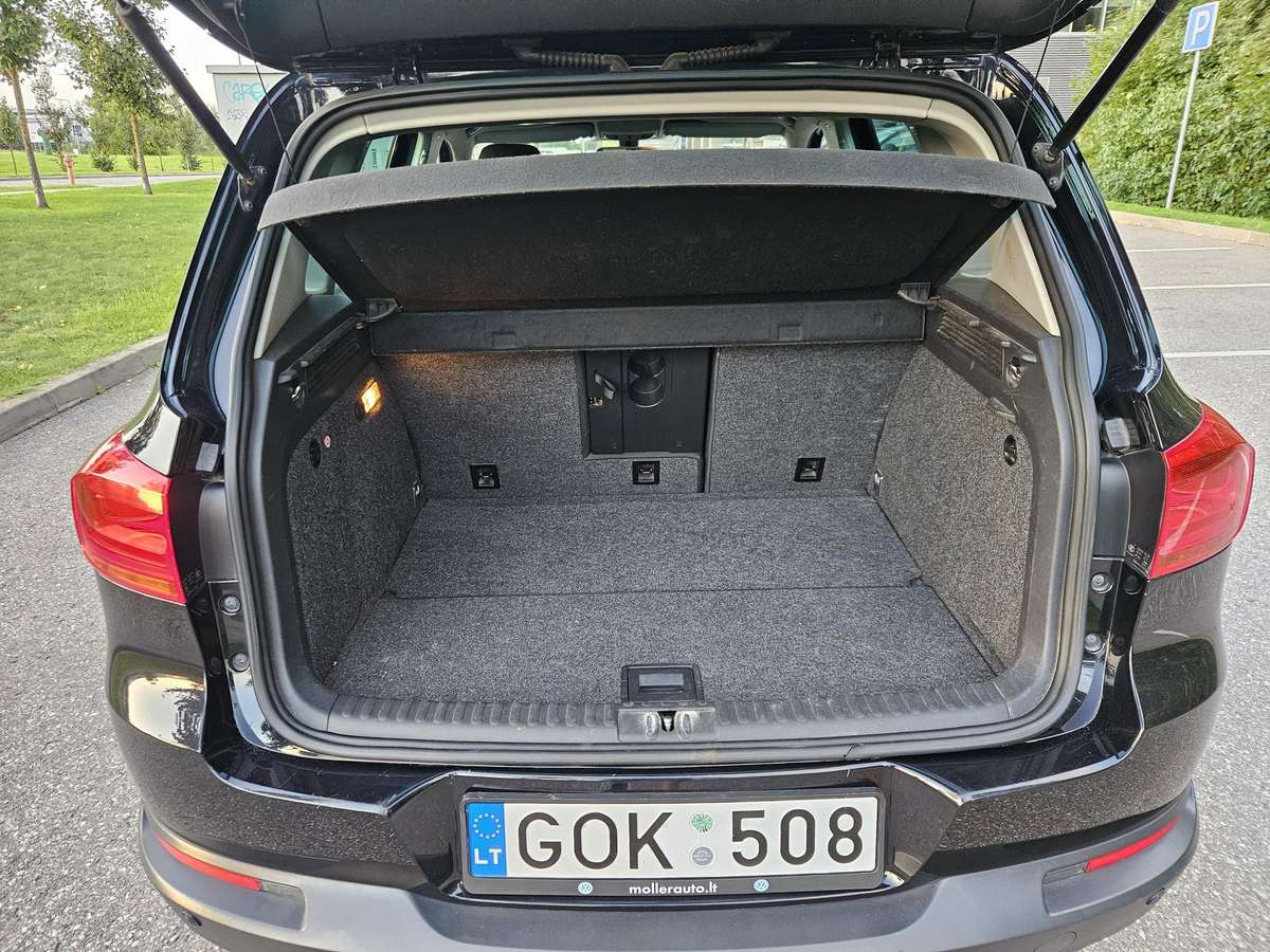 Volkswagen Tiguan 2013 — photo 12