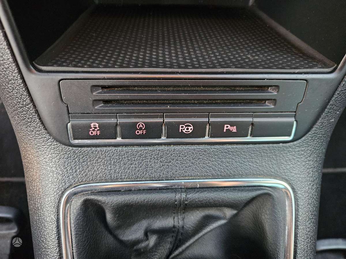 Volkswagen Tiguan 2013 — photo 15