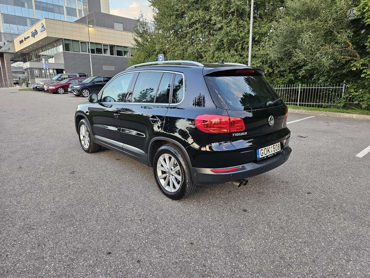 Volkswagen Tiguan 2013 — interior