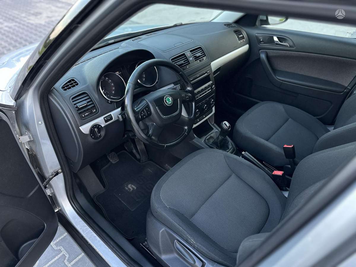 Skoda Yeti 2012 — photo 10