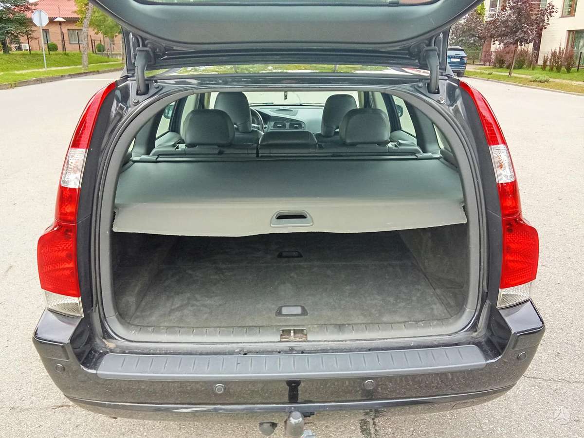 Volvo V70 2007 — photo 13