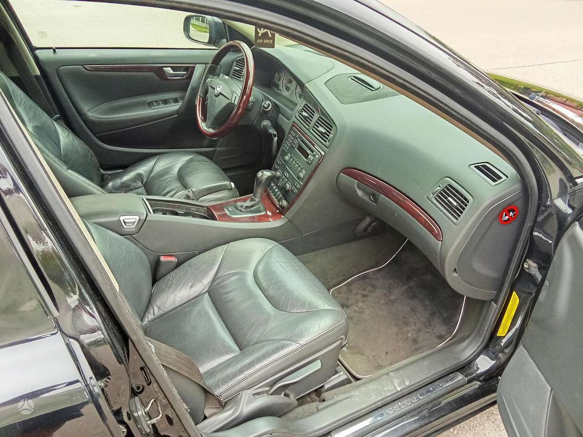 Volvo V70 2007 — photo 8