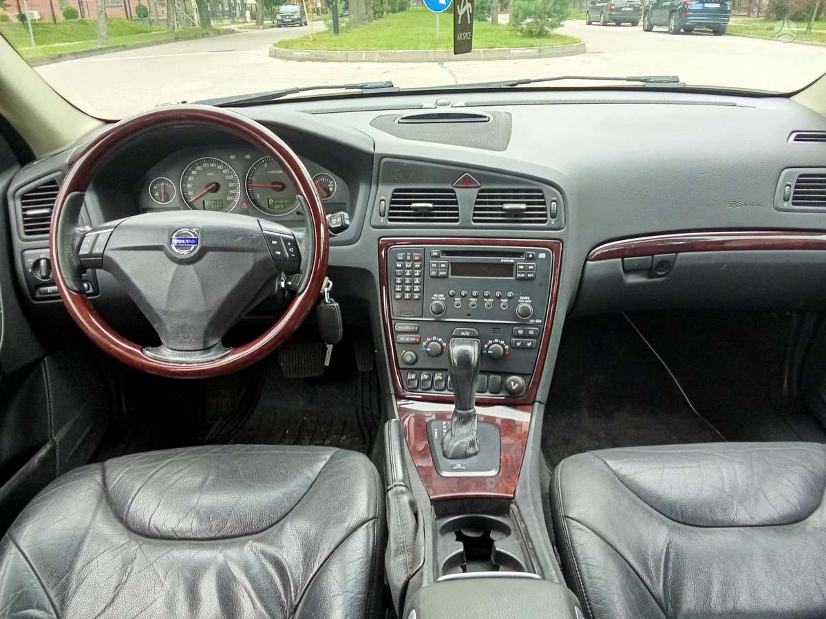 Volvo V70 2007 — photo 9