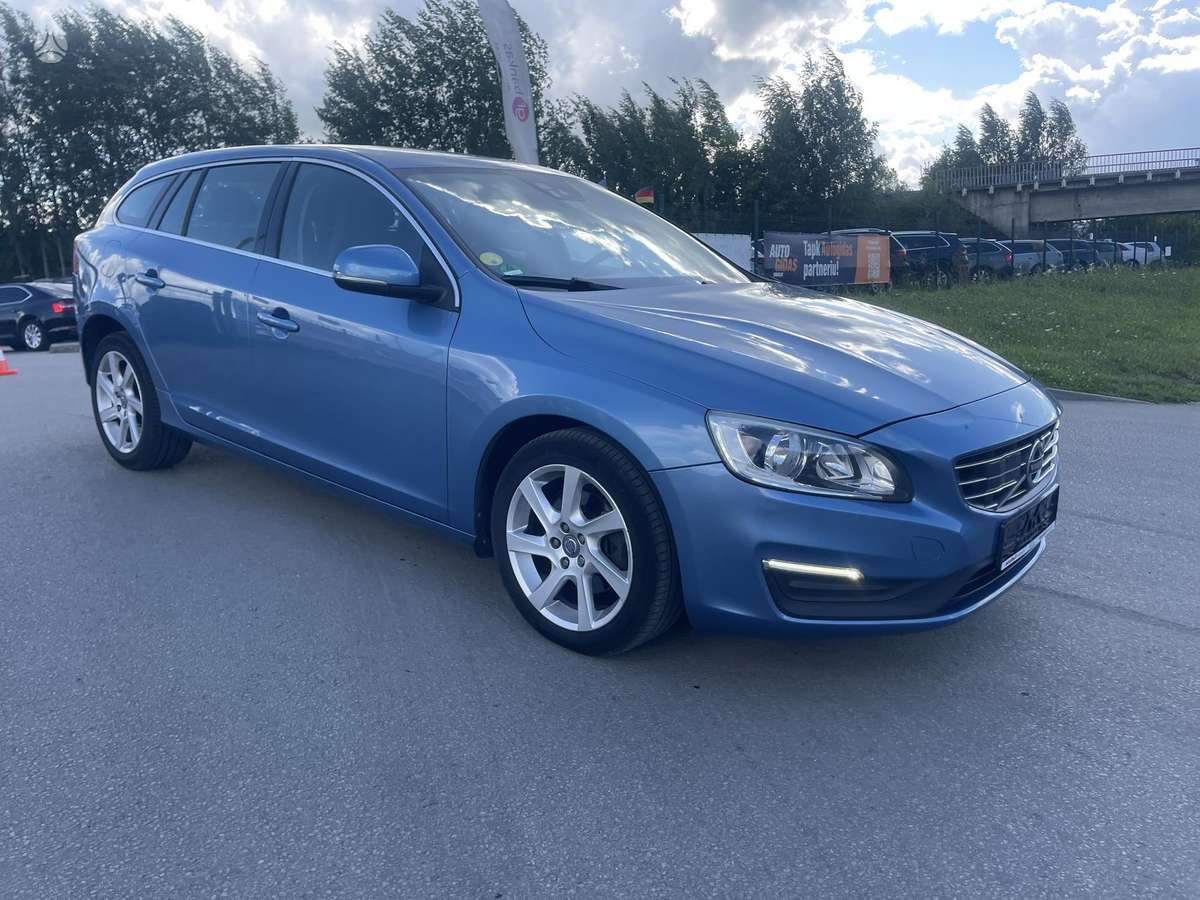 Volvo V60 2014 — photo 6