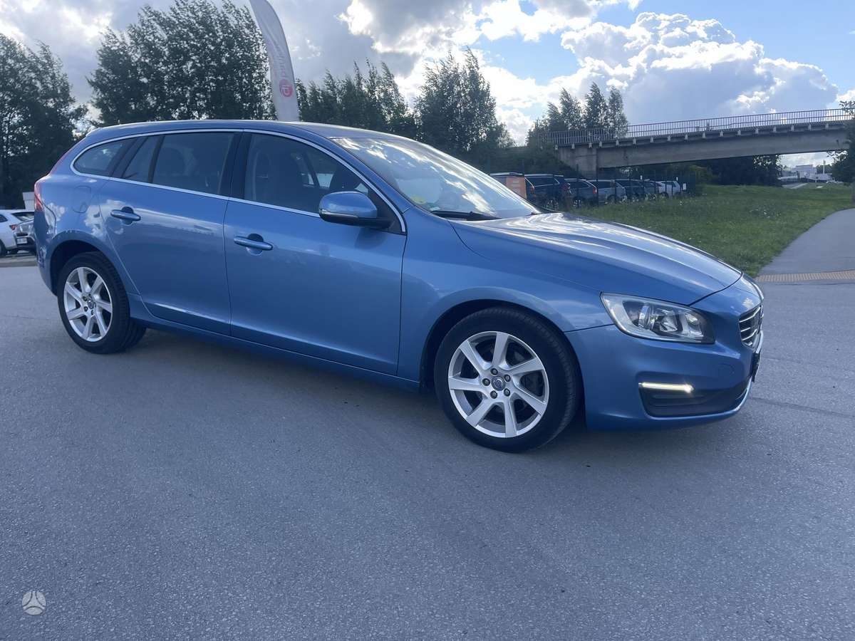 Volvo V60 2014 — photo 7